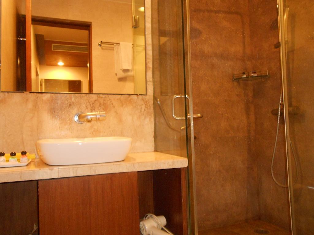 Hotel Walson Spa'O'Tel Kalkutta Zimmer foto